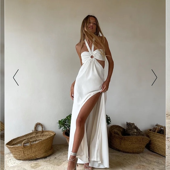 Na-Kd | Dresses | Nakd Flowy Offwhite Maxi Dress | Poshmark